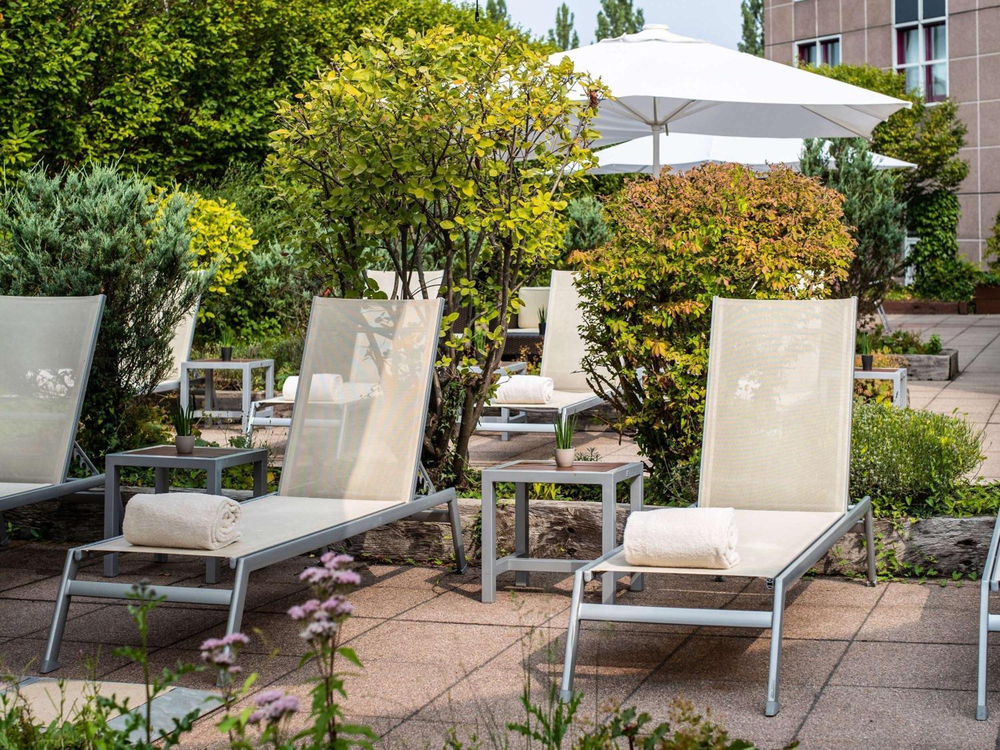 Pullman Stuttgart Fontana Hotel Exterior foto