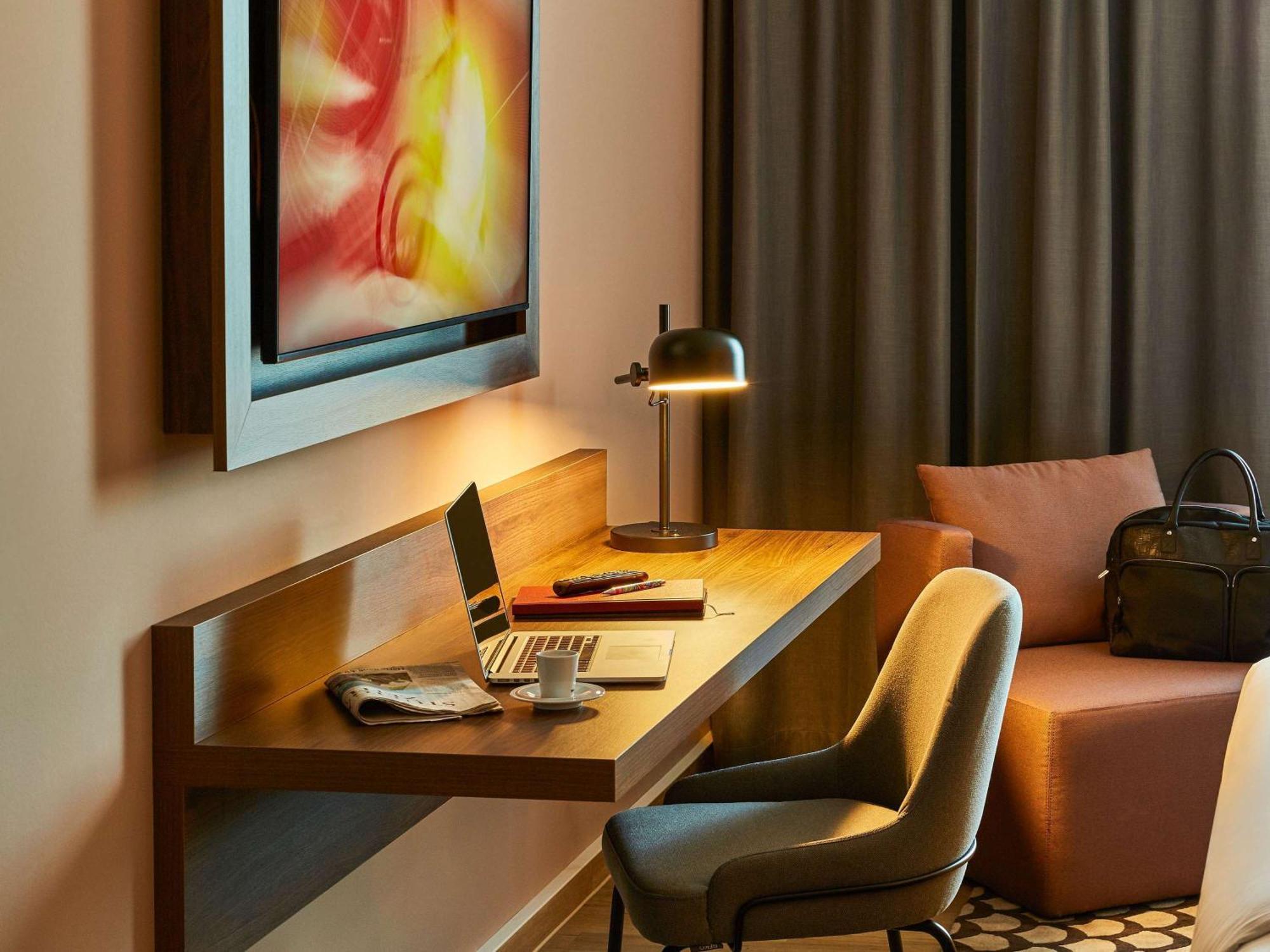 Pullman Stuttgart Fontana Hotel Exterior foto