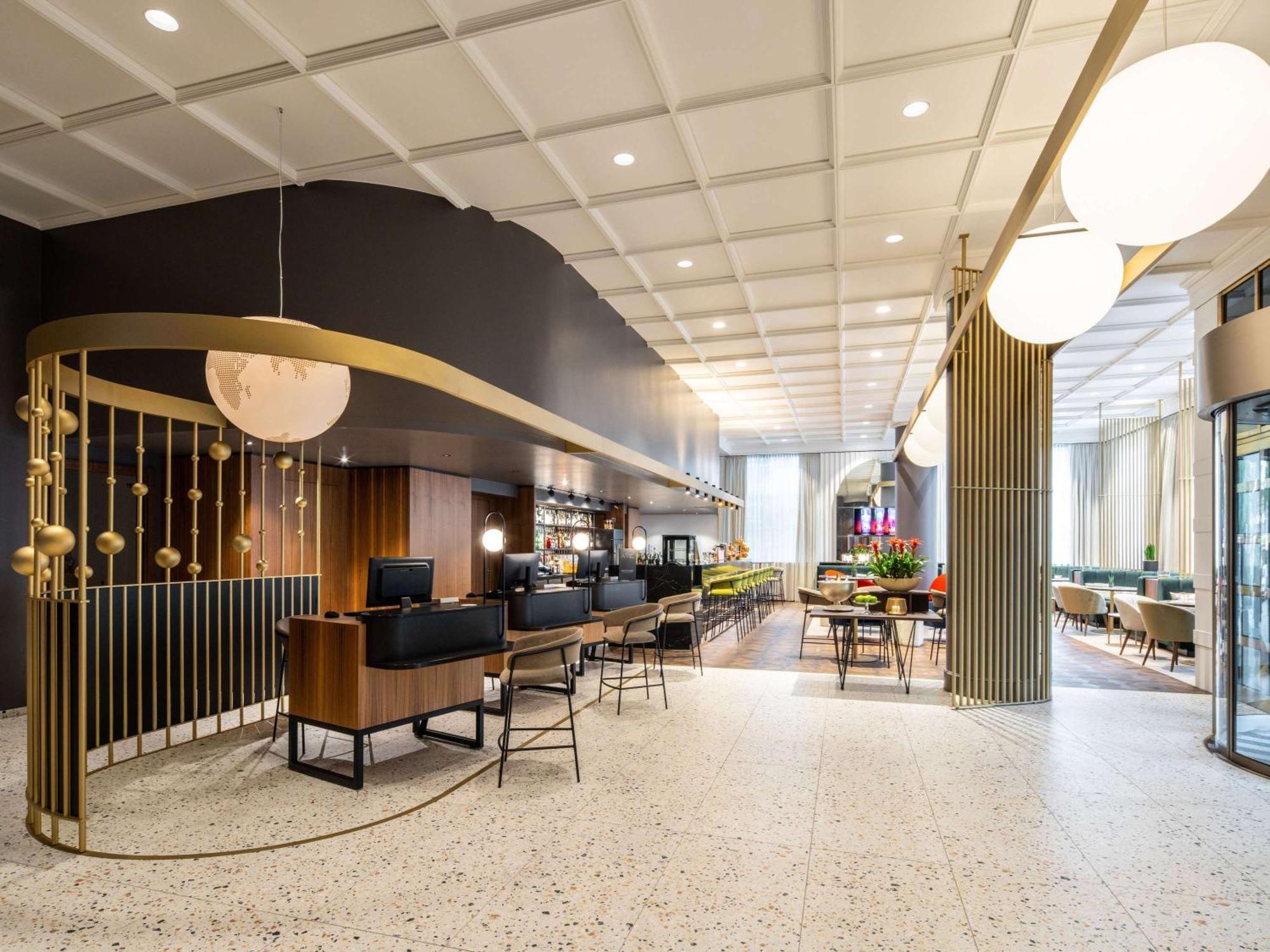 Pullman Stuttgart Fontana Hotel Exterior foto